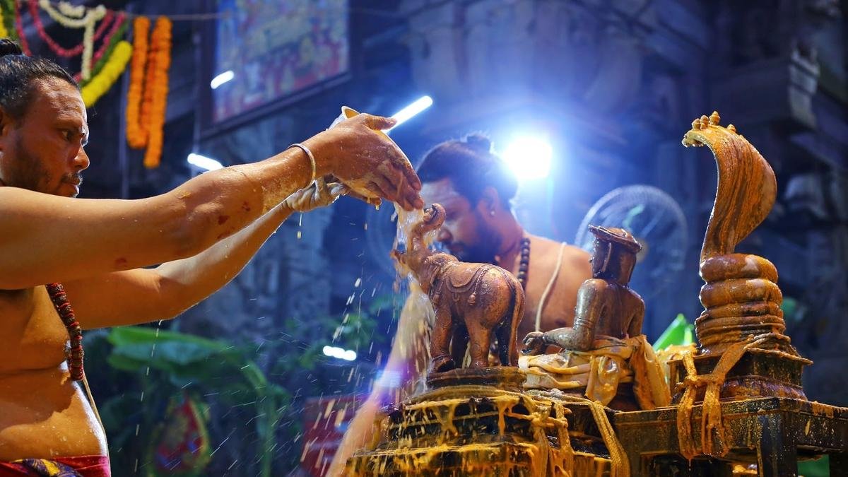 Sri Saneeswara Swamy Vari Abhishekam